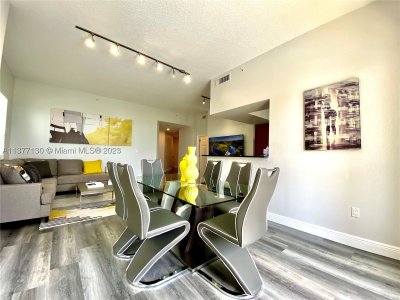 Aluguel de apartamento no 2080 Ocean Drive 111