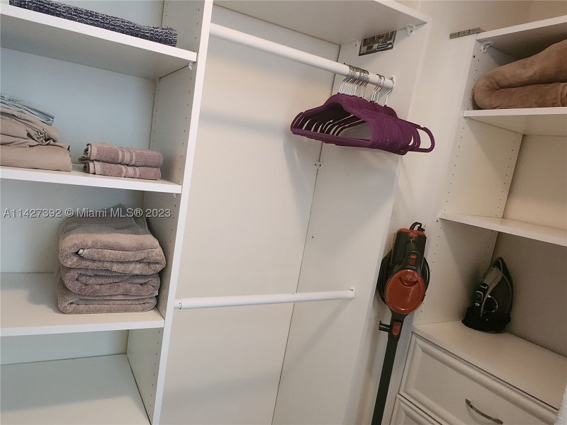 Alquiler de apartamento en The Wave Condo 512
