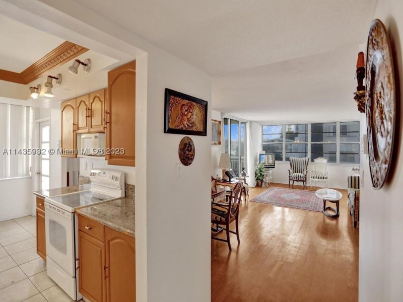 Comprar apartamento en Del Prado South Tower 304