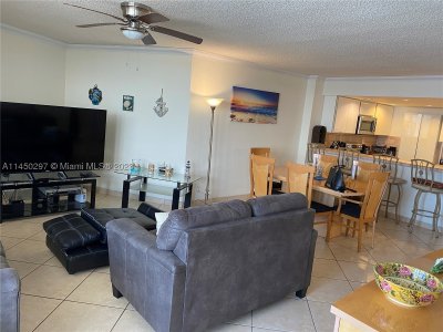 Comprar apartamento en Sea Air Towers 1521