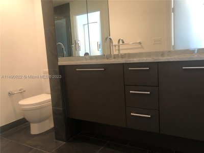 Comprar apartamento no 900 Biscayne 4904