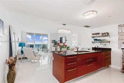 Aluguel de apartamento no Beach Club Two UP5010