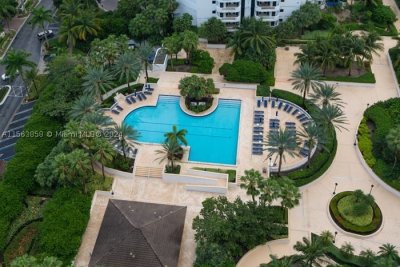 Comprar apartamento en North Tower at The Point PH09
