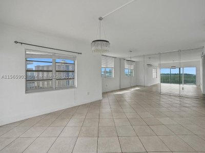 Alquiler de apartamento en Arlen House 906
