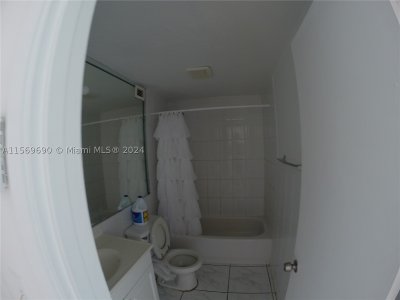 Comprar apartamento en Coastal Towers 905