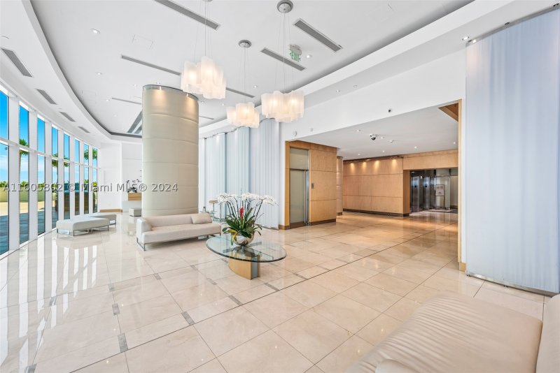 Comprar apartamento no Skyline On Brickell CU3