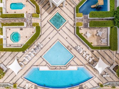 Comprar apartamento no Atrium Aventura 1-609