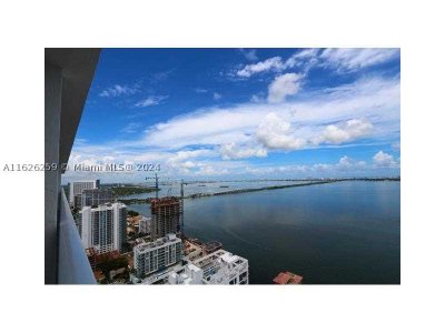 Comprar apartamento no Bay House 2302