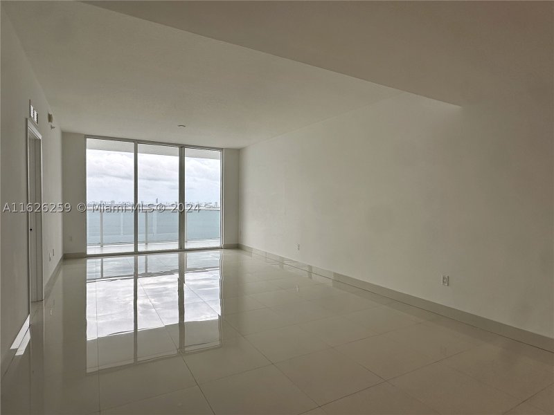 Comprar apartamento en Bay House 2302