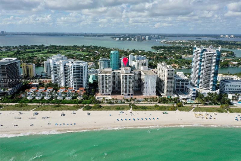 Condo for sale at Maison Grande 1728