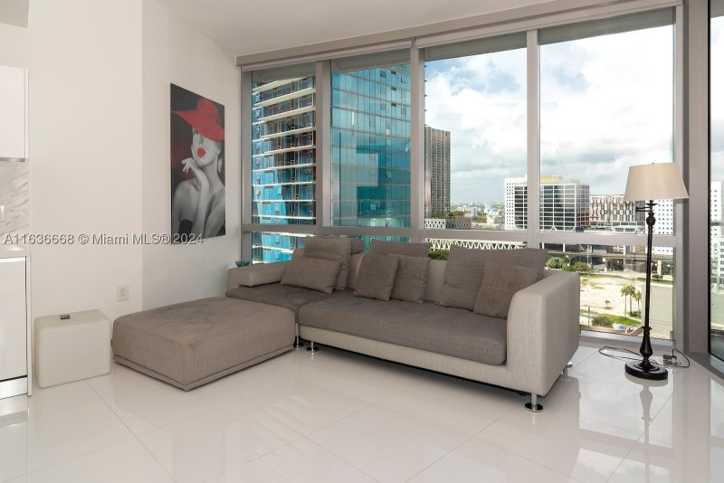 Condo for sale at Paramount Miami WorldCenter 1710