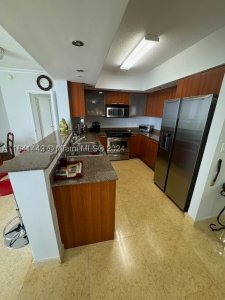 Alquiler de apartamento en La Perla 2409
