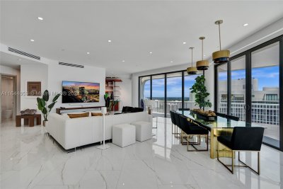 apartamentos en venta en 3000 Williams Island