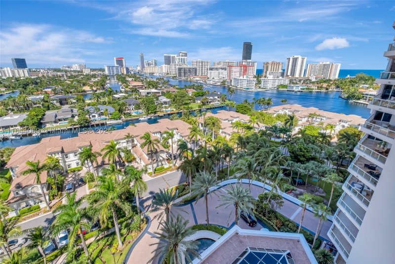 Comprar apartamento en Atlantic One at The Point 1204