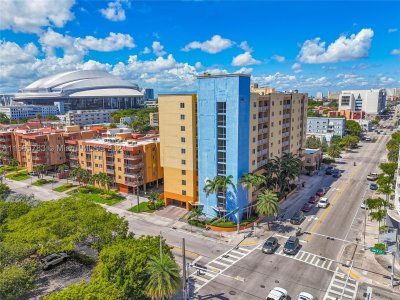 Diamond Tower Apt #702