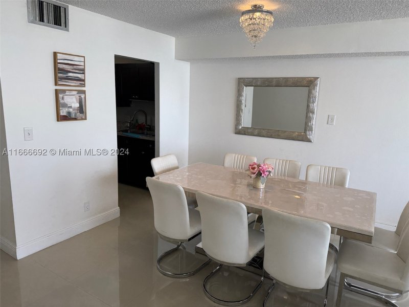Condo for sale at Valencia at Quadomain 904