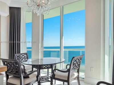 Aluguel de apartamento no Turnberry Ocean Colony 2602