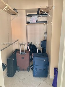 Comprar apartamento en Olympus Towers 1817