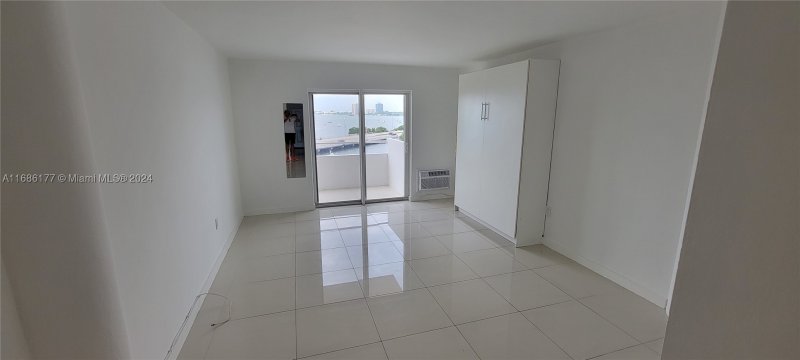 Comprar apartamento en Bayshore Yacht Tennis Club 514