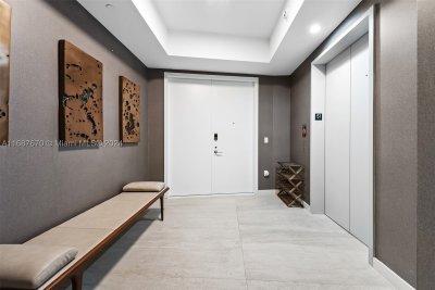 Comprar apartamento en Paramount Miami WorldCenter PH 5112