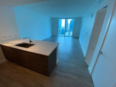 Comprar apartamento en 1100 Millecento 2602