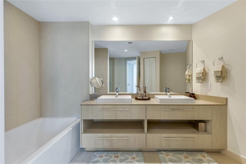 Condo for sale at Hyde Beach Resort Hollywood Lph3/5