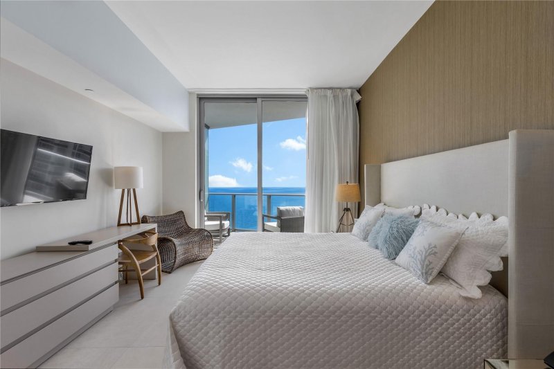 Condo for sale at Hyde Beach Resort Hollywood Lph3/5