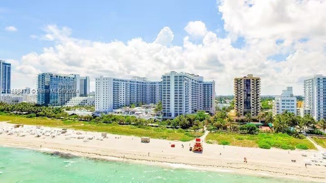 Apartment for rent at 1 Hotel & Homes South Beach 1021