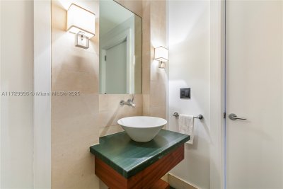Aluguel de apartamento no Ritz Carlton One Bal Harbour 1612/1613