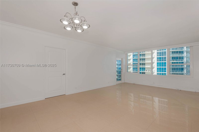 Condo for sale at Alexander Towers 1411