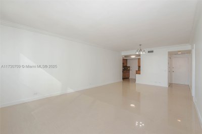 Comprar apartamento en Alexander Towers 1411