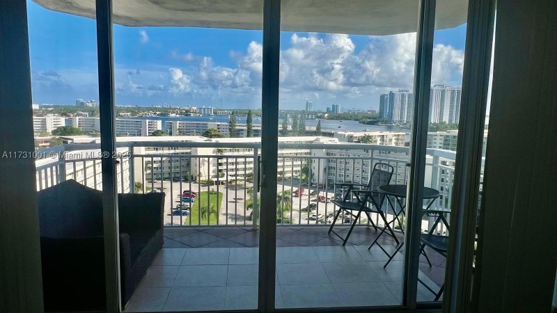 Condo for sale at Del Prado South Tower 1103