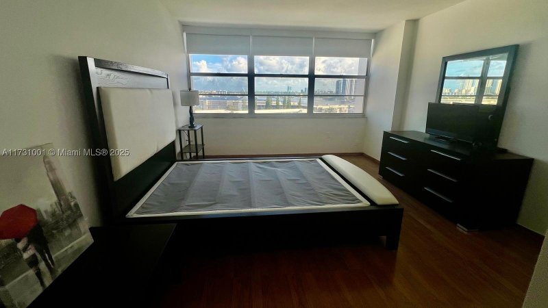 Condo for sale at Del Prado South Tower 1103