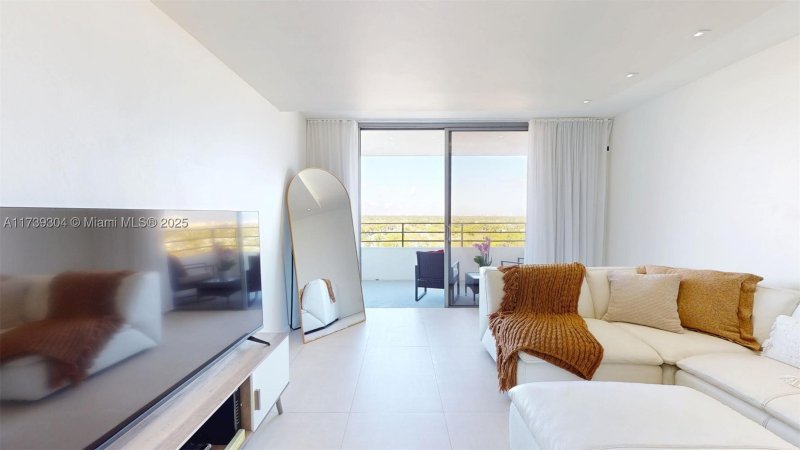 Condo for sale at Olympus Towers 803