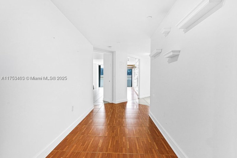 Comprar apartamento en The Mirage 2E