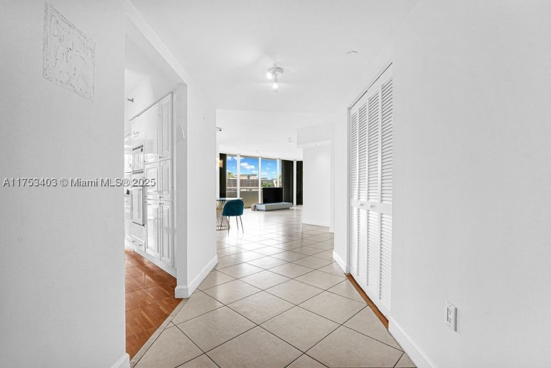 Comprar apartamento en The Mirage 2E