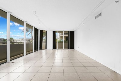 Comprar apartamento en The Mirage 2E