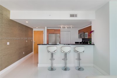 Comprar apartamento en Vizcayne South Tower 3702