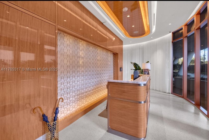 Comprar apartamento en MR. C Residences 1009