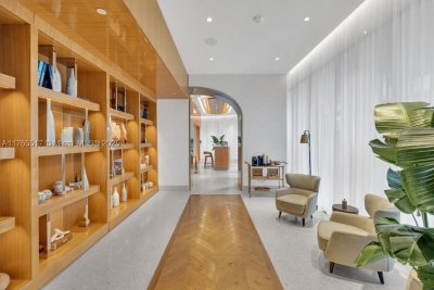 Comprar apartamento en MR. C Residences 1009