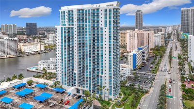 Comprar apartamento en Ocean Marine Yacht Club 605
