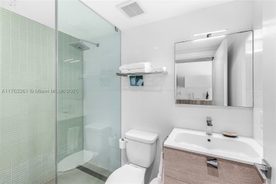 Comprar apartamento en 1215 on West 203