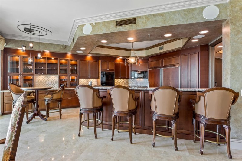 Condo for sale at Las Olas Grand PH 39A