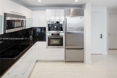 Comprar apartamento en Jade Ocean 1703