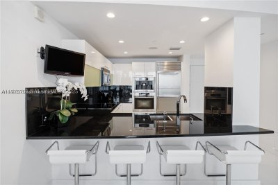 Comprar apartamento en Jade Ocean 1703