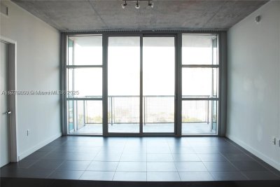 Comprar apartamento en Midtown Miami 4 H2904