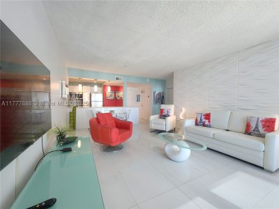 Aluguel de apartamento no Alexander Towers 1011