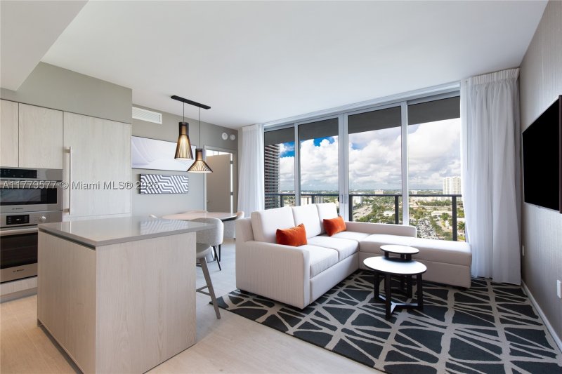 Apartment for rent at Hyde Beach House R2204