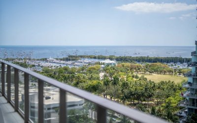 Comprar apartamento en MR. C Residences 1109