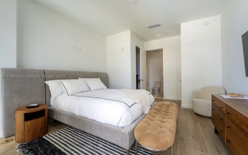 Comprar apartamento en MR. C Residences 1109